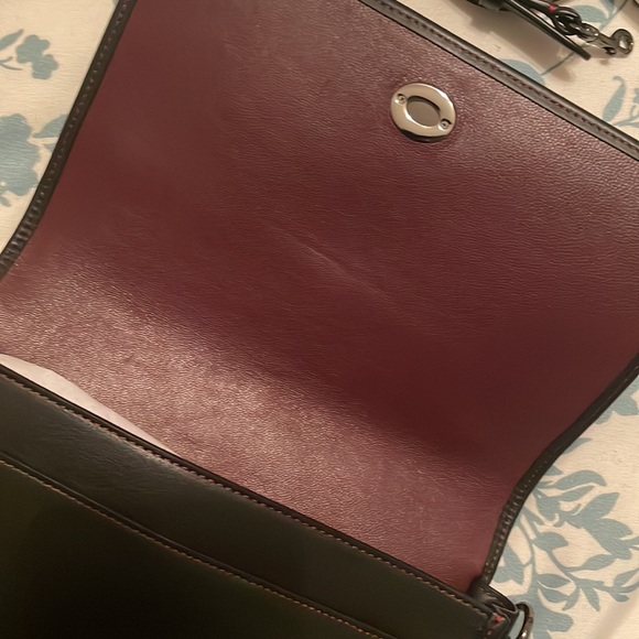 Coach Turn lock crossbody - Picture 7 of 16
